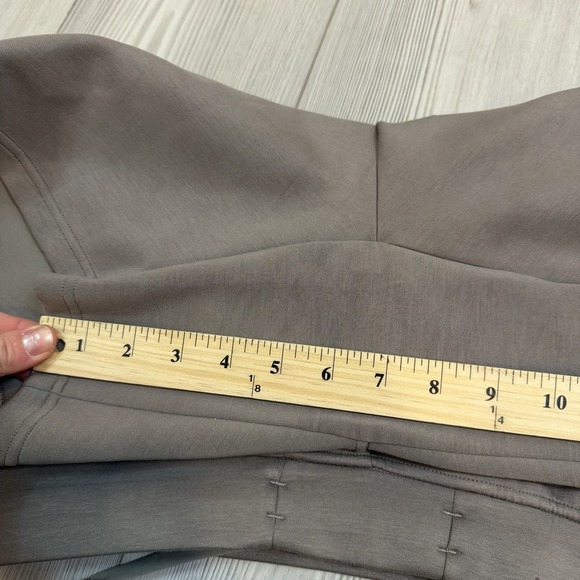 Lululemon X Peloton Shorts Mens Large Brown 7" Smooth Spacer Athleisure LM7BMSS - Picture 13 of 13